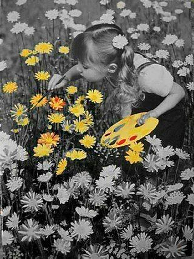 little-girl-painting-flowersIS.jpg