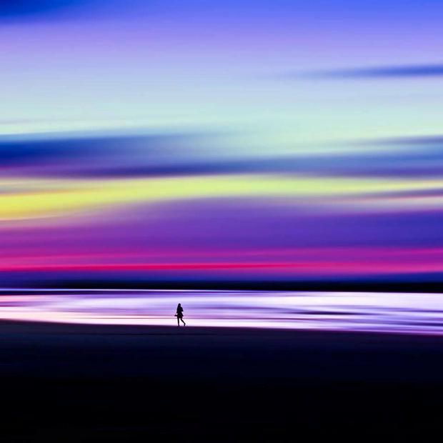 blue-and-red-sunset-on-beachIS.jpg